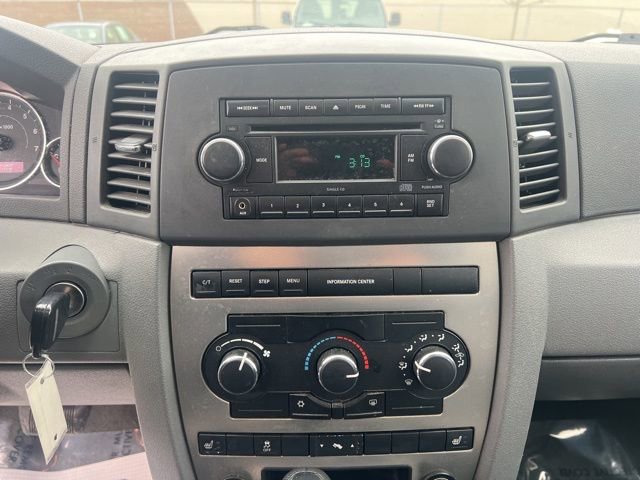 Used 2007 Jeep Grand Cherokee Laredo image 21