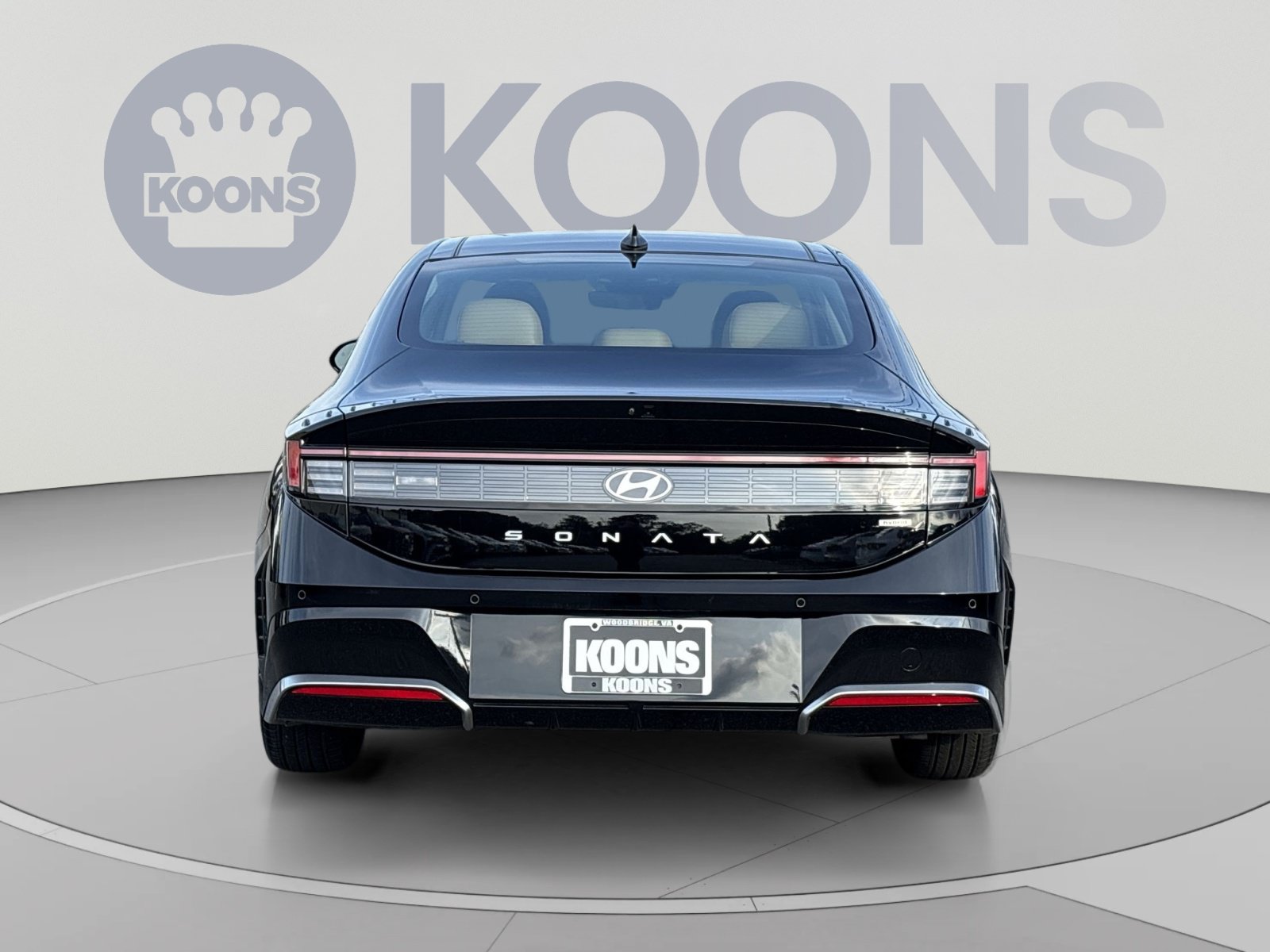 Used 2025 Hyundai Sonata Limited FWD image 5