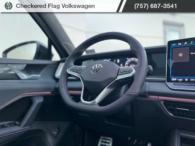 New 2026 Volkswagen Tiguan SE R-Line image 29