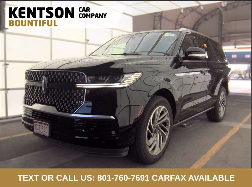 Used 2025 Lincoln Navigator Reserve AWD/4WD image 1