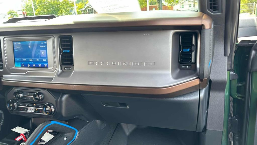Used 2023 Ford Bronco Outer Banks image 59