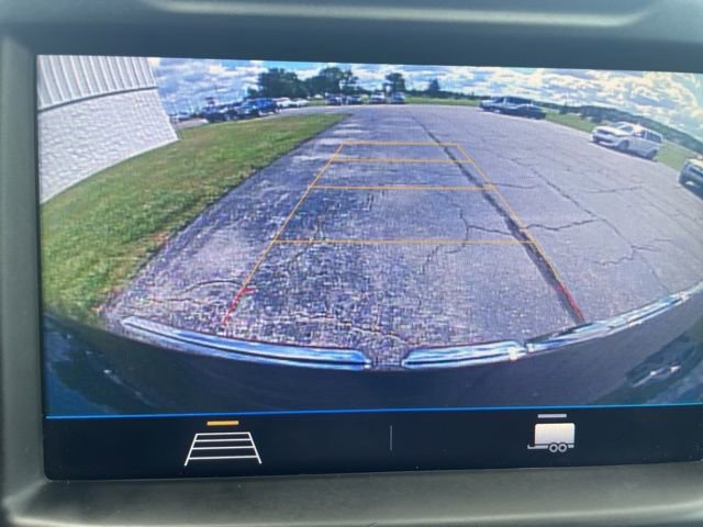 Used 2020 GMC Sierra 1500 SLE w/ SLE Value Package image 25