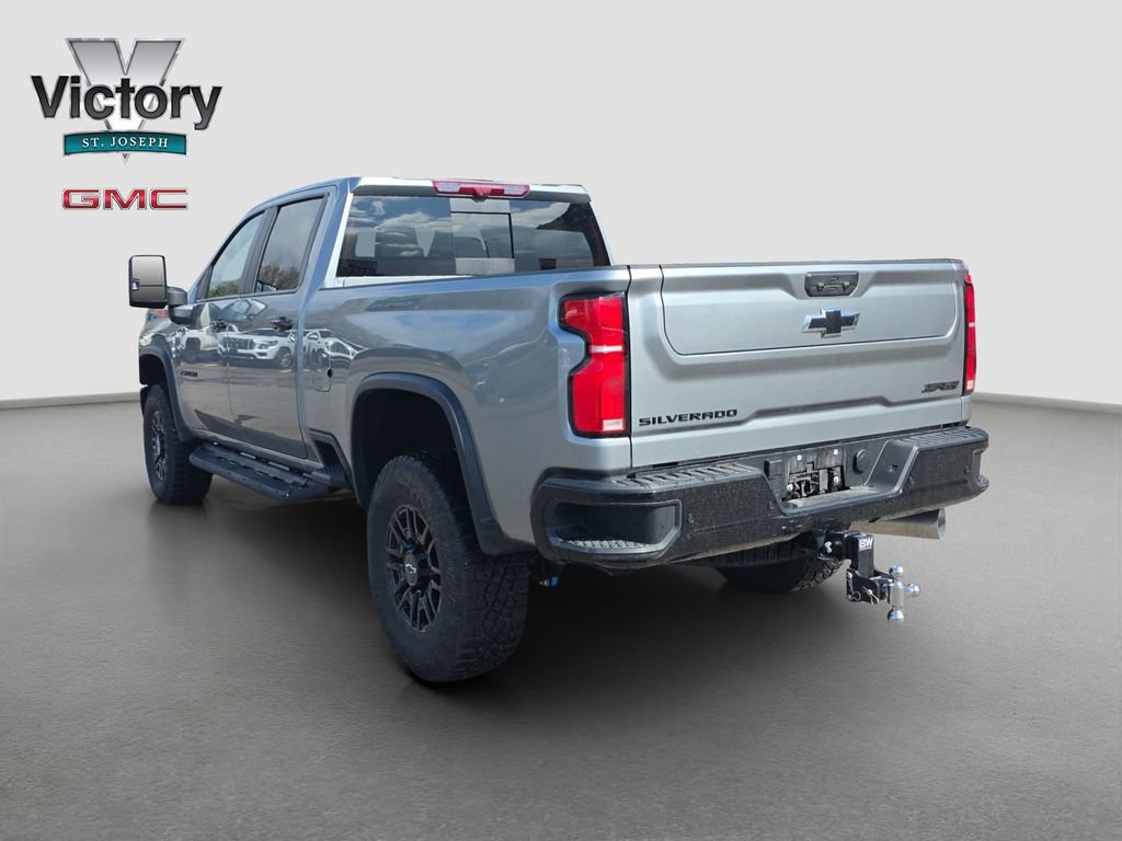 Used 2026 Chevrolet Silverado 2500 ZR2 w/ LPO, Dark Essentials Package AWD/4WD image 15