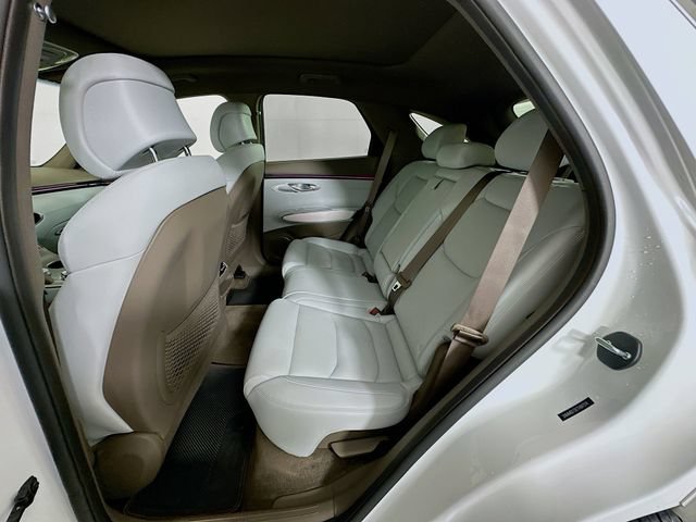 Certified 2026 Genesis GV70 2.5T Advanced AWD/4WD image 25