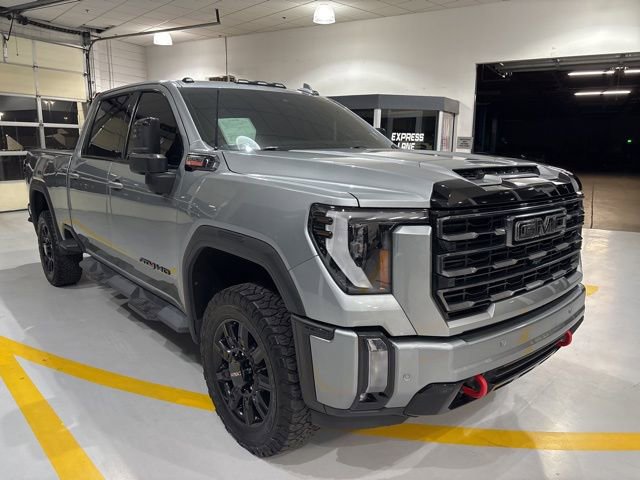 Used 2024 GMC Sierra 2500 AT4 w/ Technology Package image 9