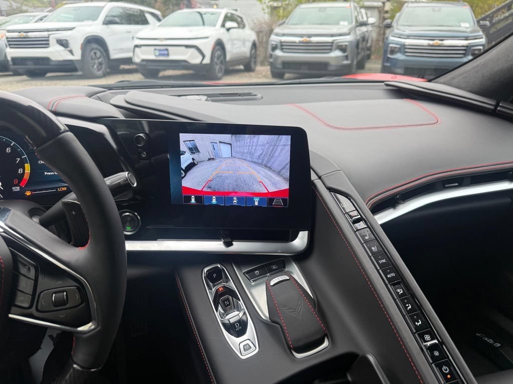 Used 2025 Chevrolet Corvette Z06 RWD image 62