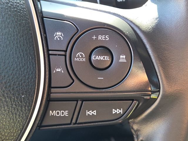 Used 2024 Toyota Corolla Cross XSE w/ Convenience Package image 27