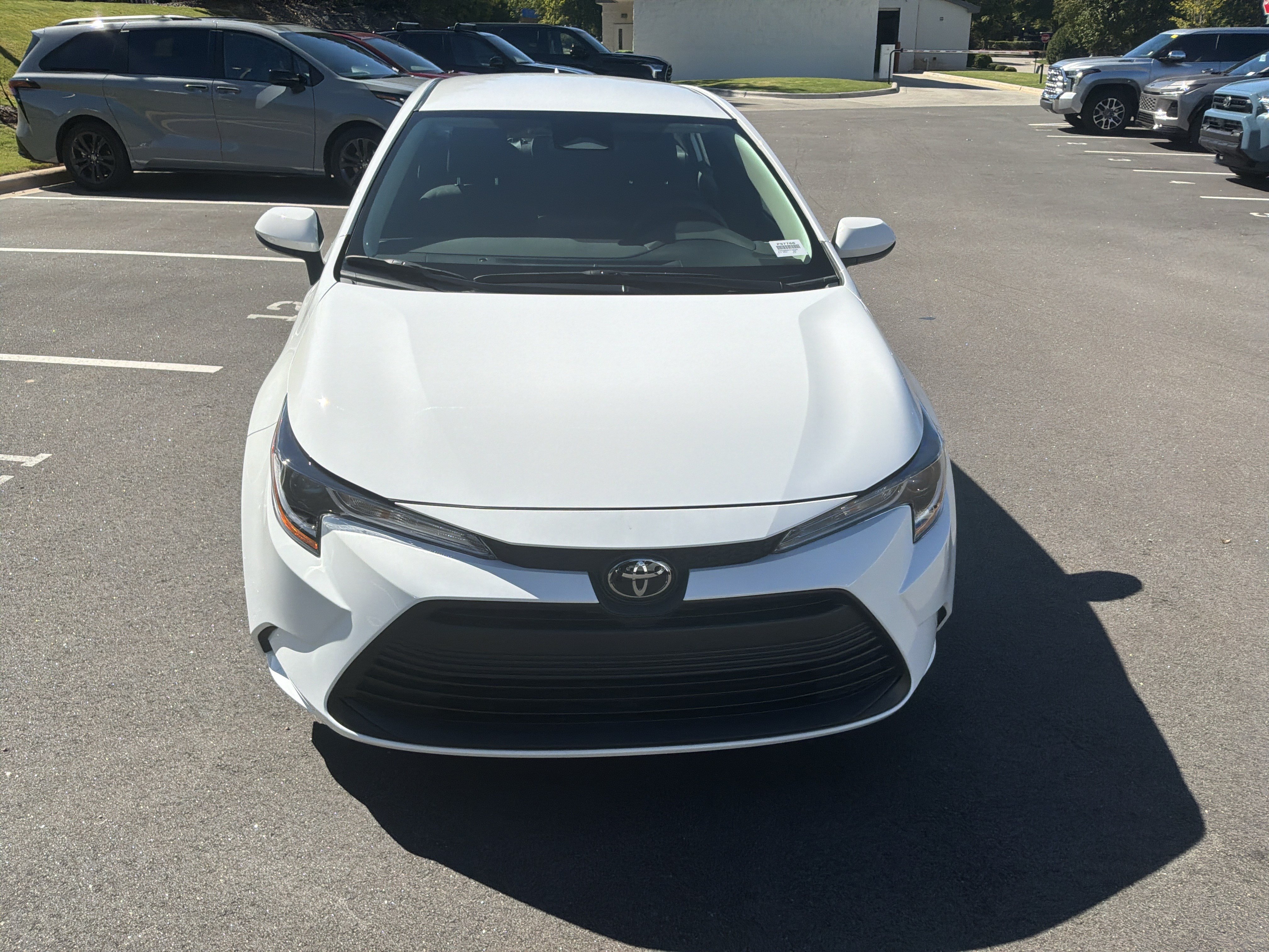 Used 2026 Toyota Corolla LE FWD image 3
