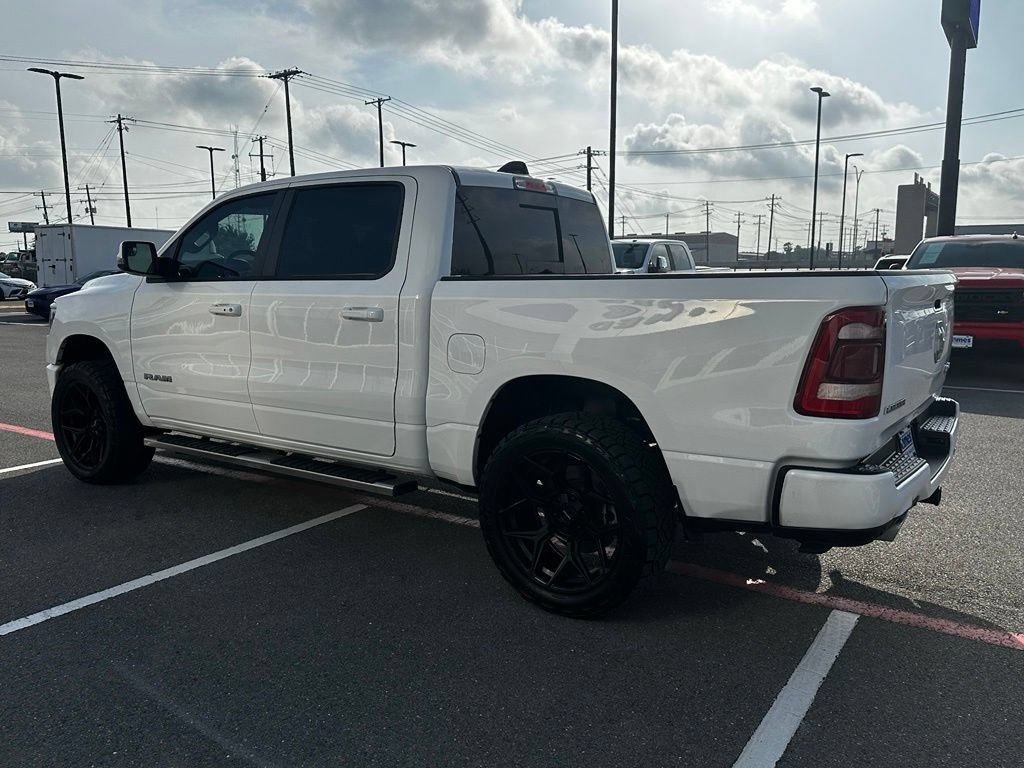 Used 2024 RAM 1500 Laramie AWD/4WD image 7