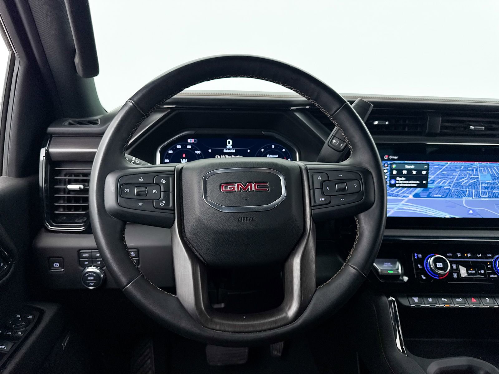 Used 2025 GMC Sierra 2500 AT4 w/ Technology Package image 4