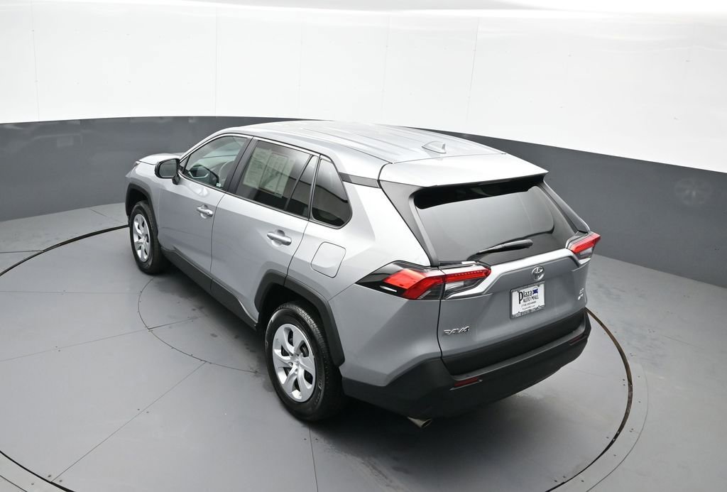 Certified 2025 Toyota RAV4 LE image 39