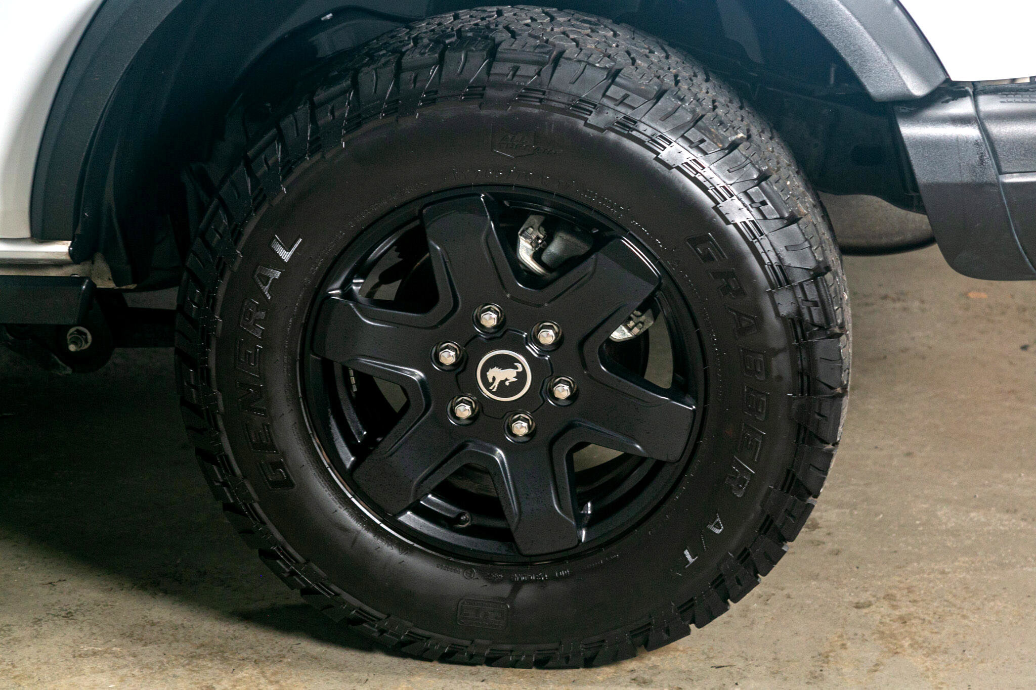 Used 2022 Ford Bronco Black Diamond image 19