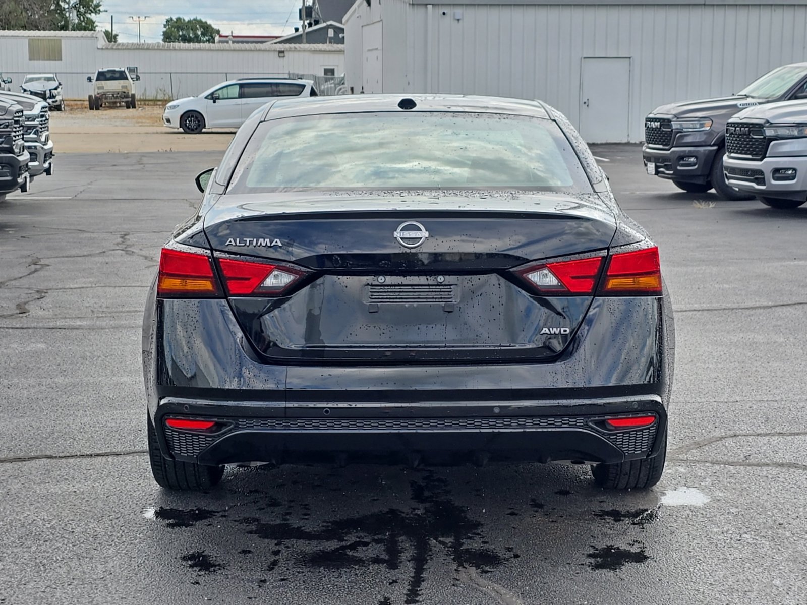 Used 2025 Nissan Altima 2.5 SV AWD/4WD image 54