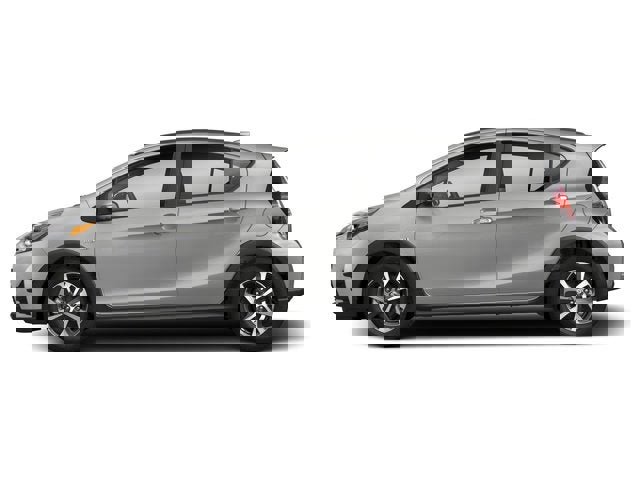 Used 2018 Toyota Prius C Three image 3