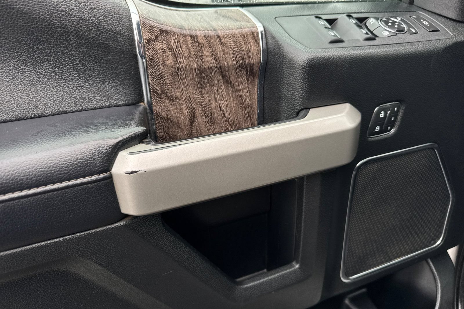 Used 2019 Ford F450 Lariat w/ Lariat Ultimate Package AWD/4WD image 11