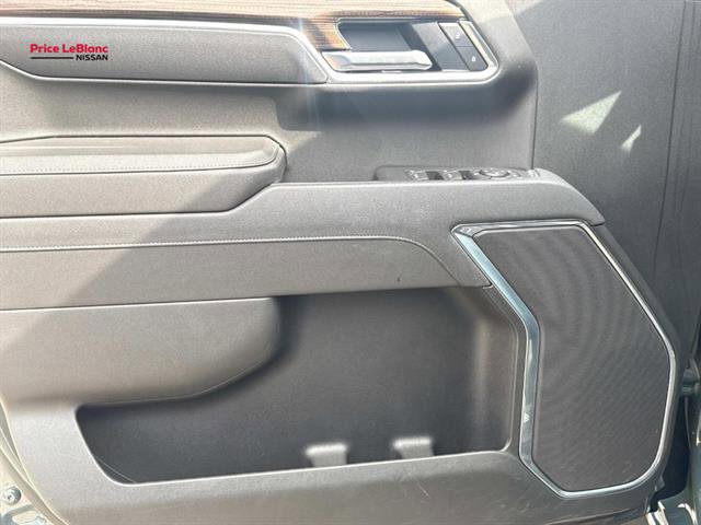 Used 2025 Chevrolet Silverado 1500 LT RWD image 18