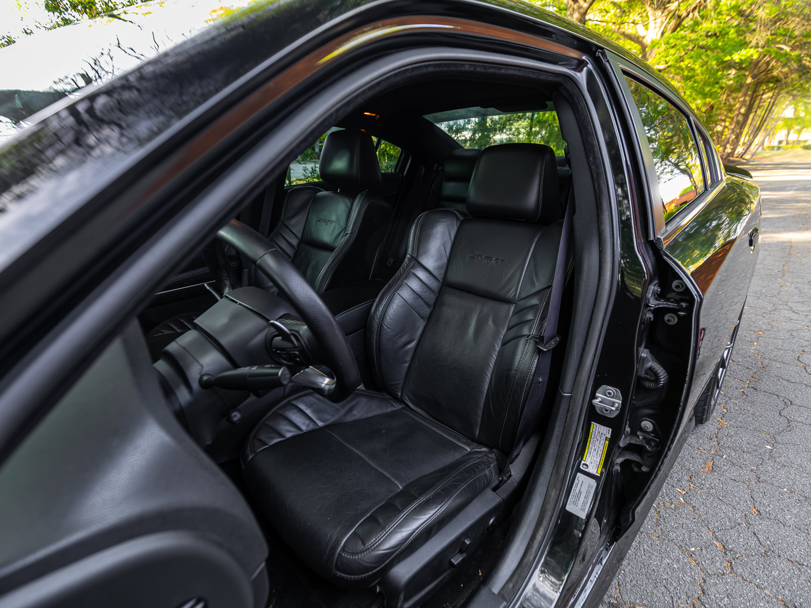 Used 2016 Dodge Charger SRT w/ Harman/Kardon Audio Group image 13