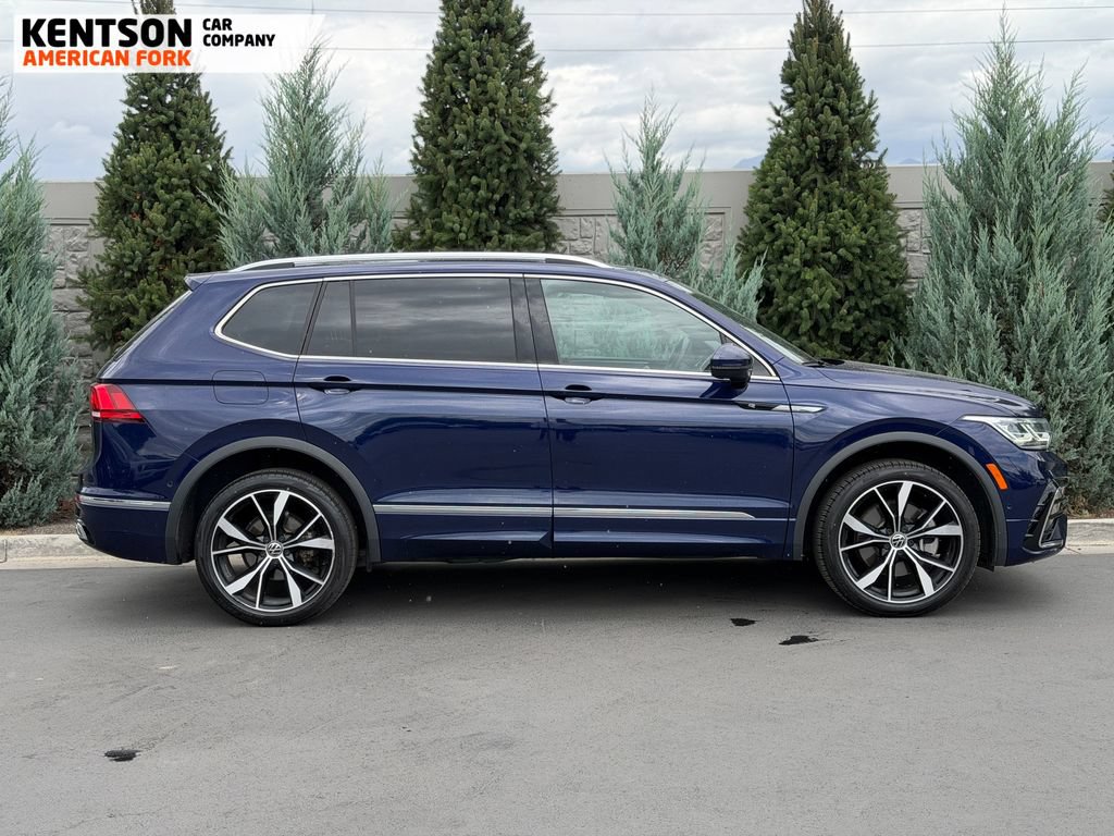 Used 2022 Volkswagen Tiguan SEL R-Line AWD/4WD image 7
