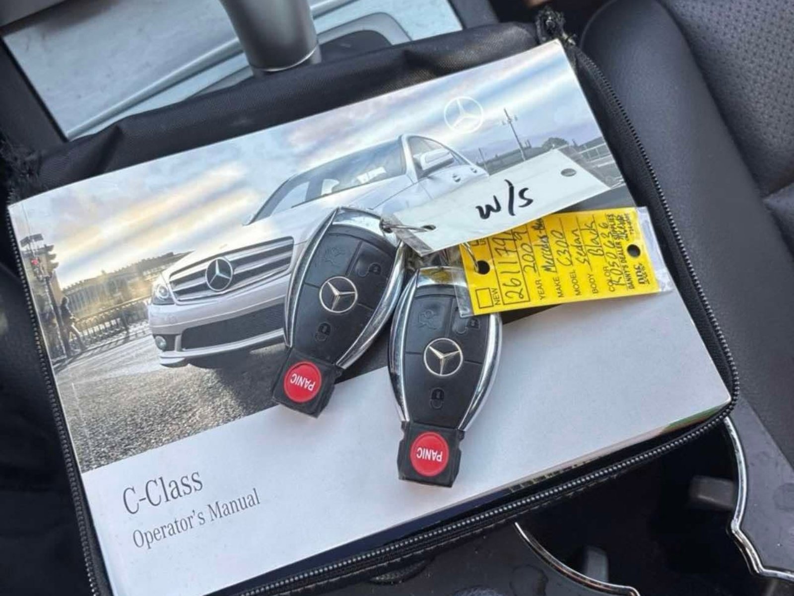 Used 2009 Mercedes-Benz C 300 4MATIC Sedan image 5