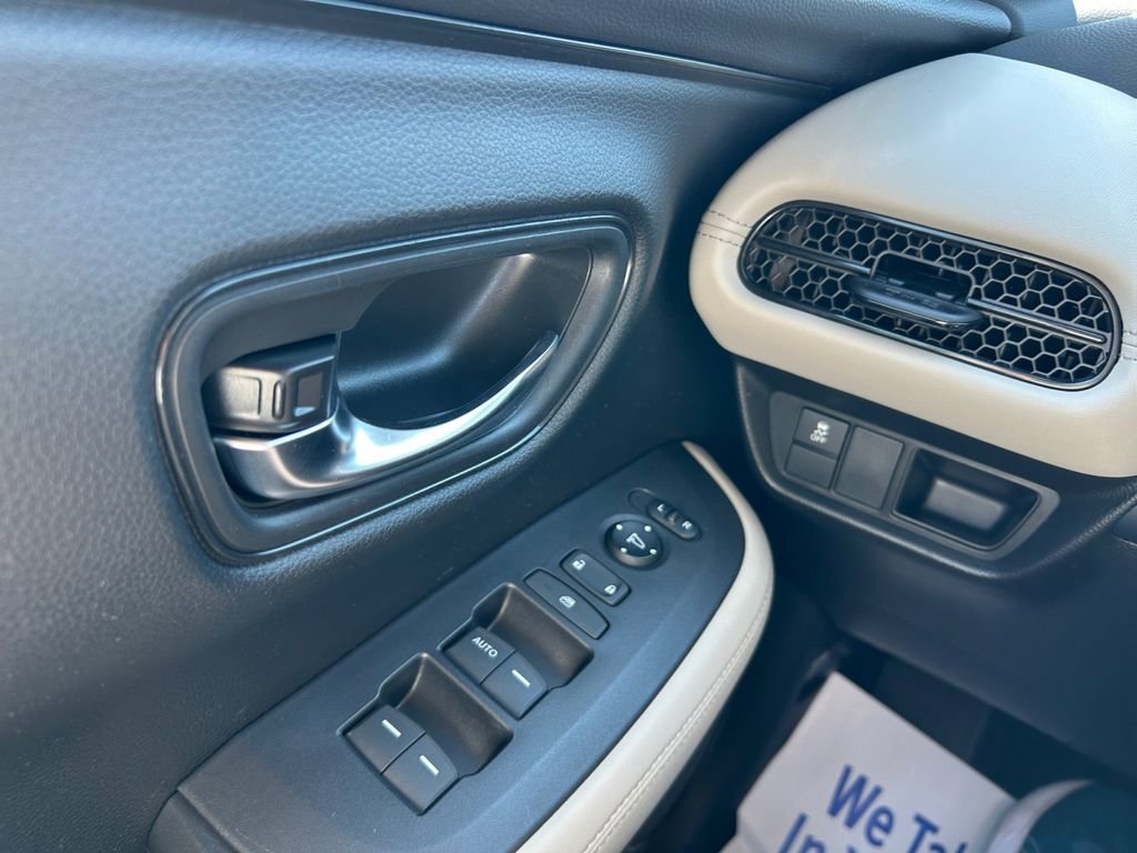 Certified 2024 Honda HR-V LX image 16