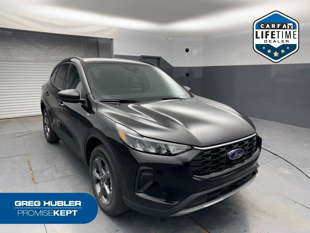 New 2026 Ford Escape ST-Line w/ Cold Weather Package AWD/4WD image 1