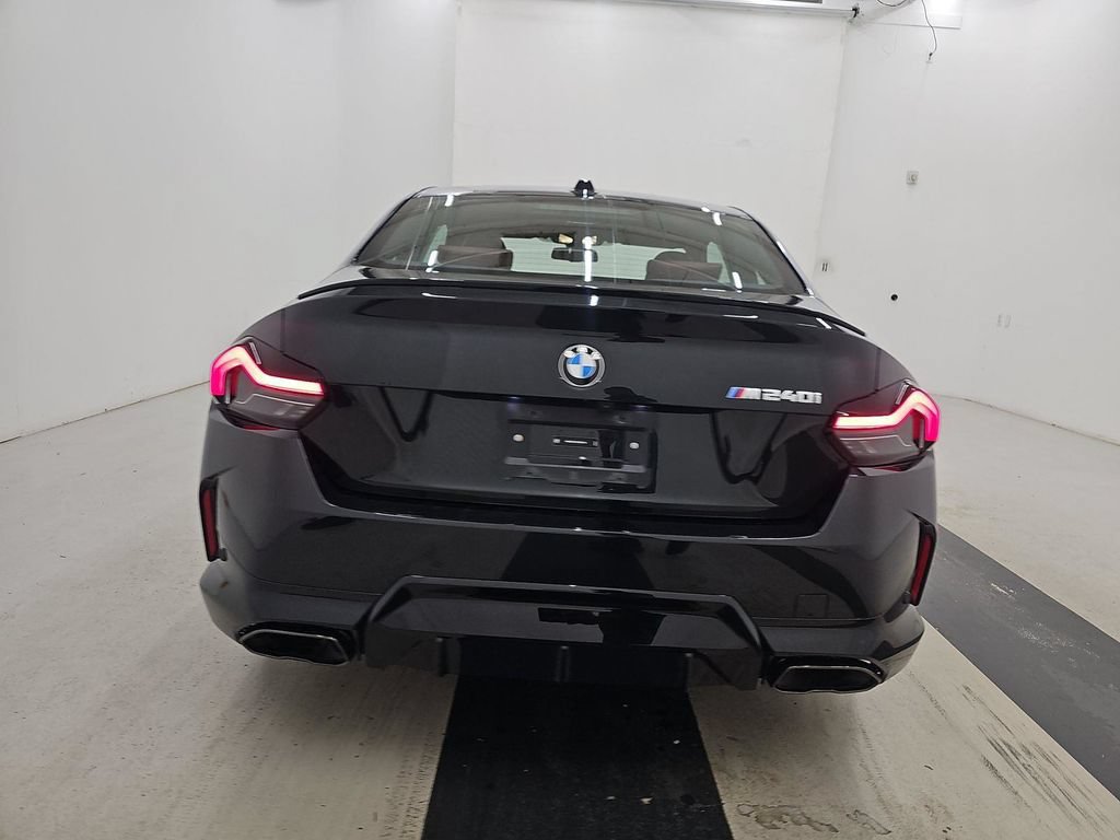 Used 2025 BMW M240i Coupe RWD image 5