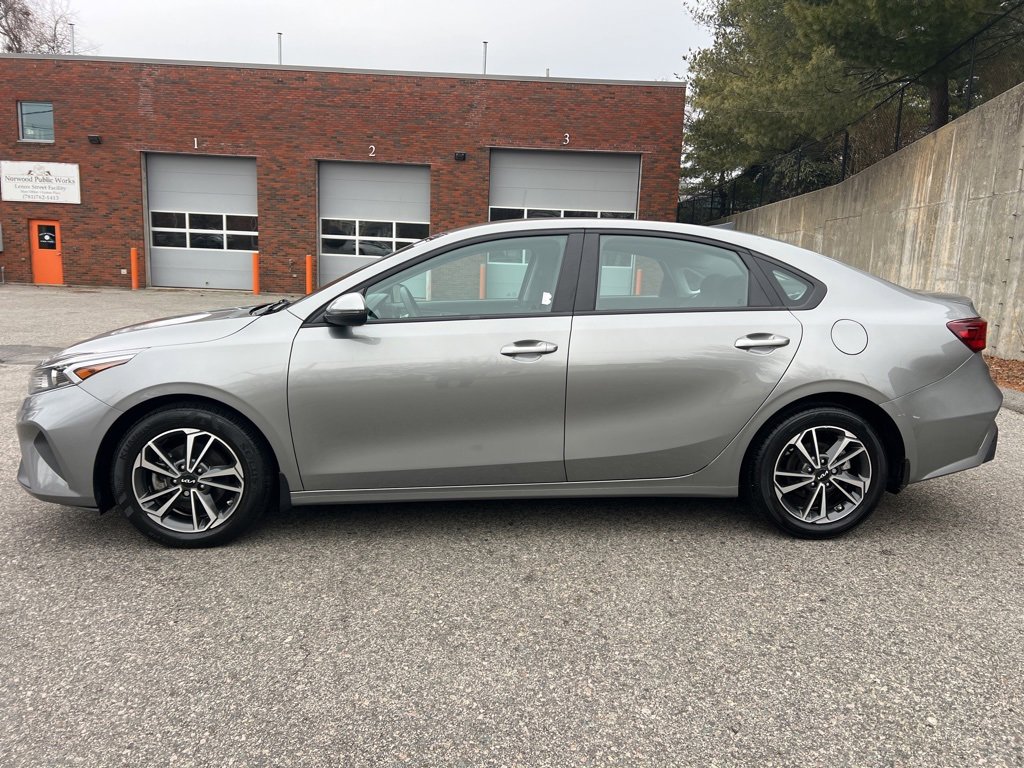 Certified 2023 Kia Forte LXS w/ LXS Technology Package image 2