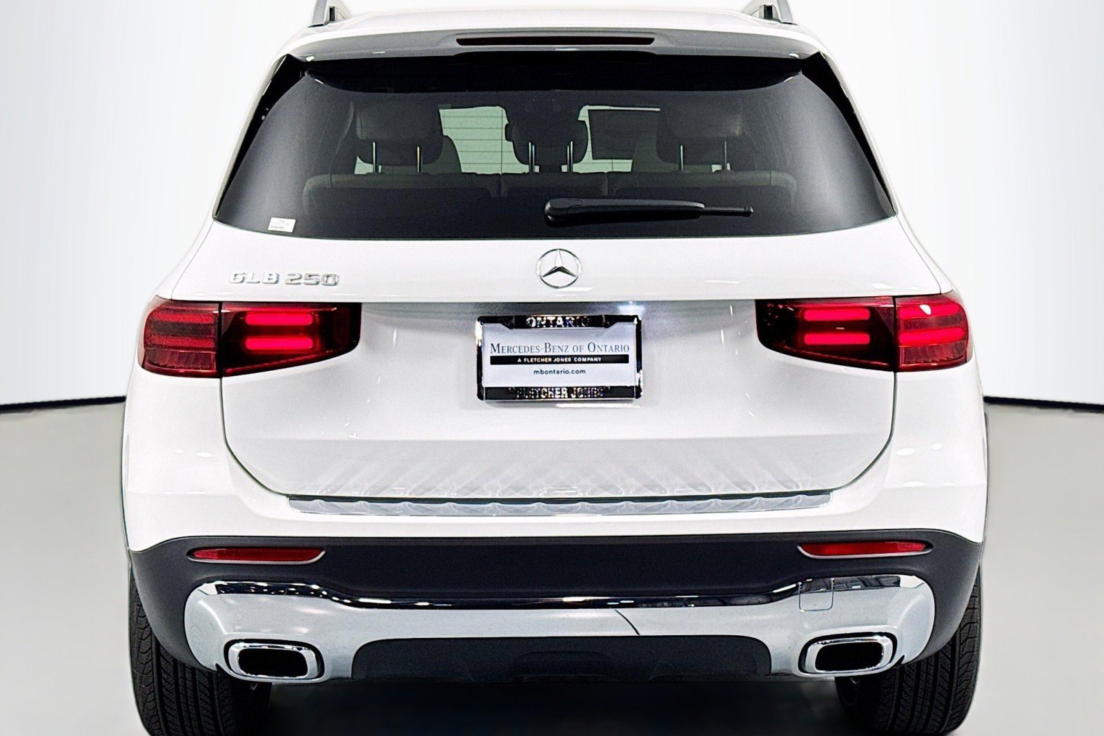 New 2026 Mercedes-Benz GLB 250 image 3