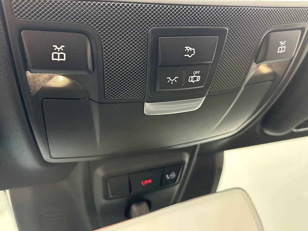 Certified 2023 Mercedes-Benz E 450 Cabriolet image 33