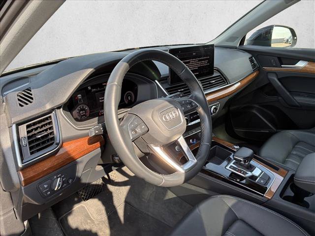 Used 2023 Audi Q5 2.0T Premium Plus AWD/4WD image 10