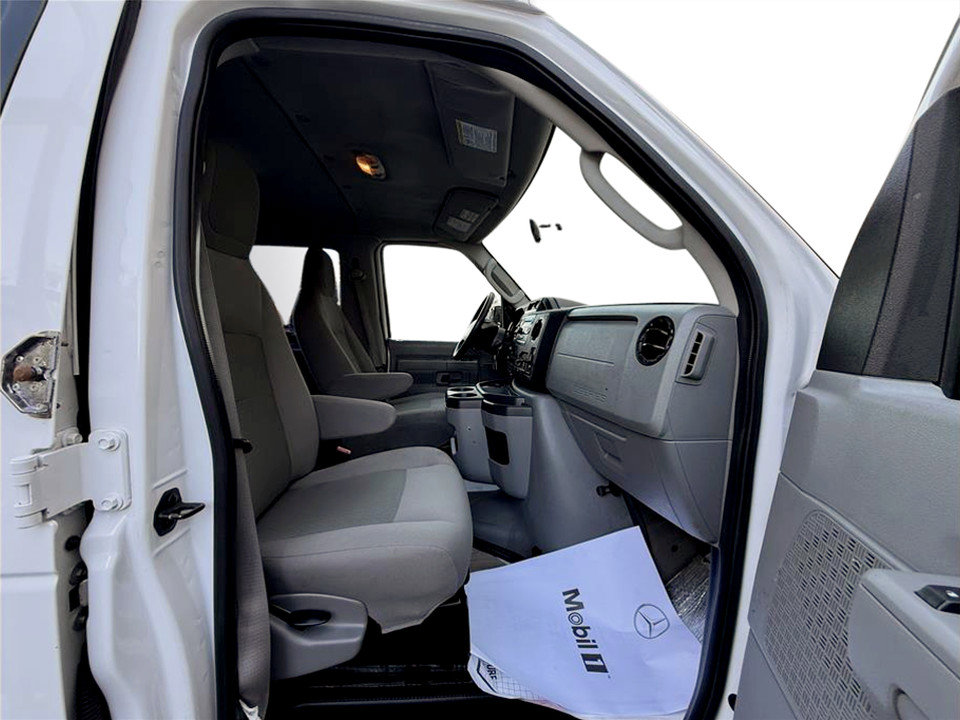 Used 2014 Ford E-150 and Econoline 150 Wagon image 20