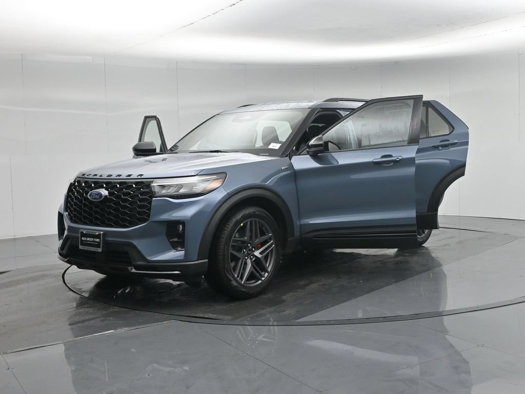 New 2026 Ford Explorer ST-Line w/ ST-Line Street Pack RWD image 30