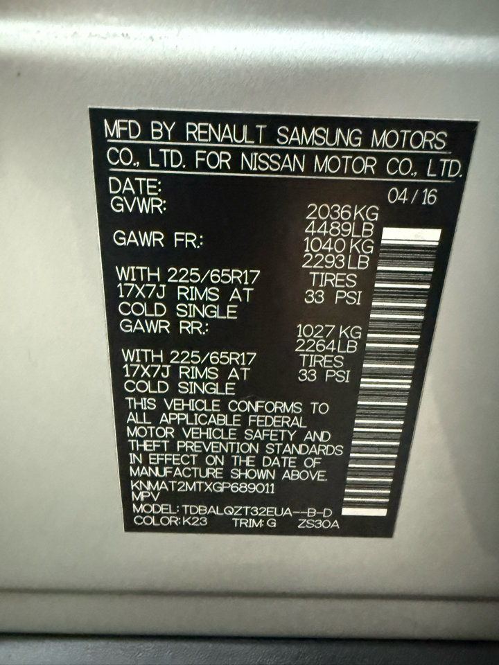 Used 2016 Nissan Rogue SV image 38