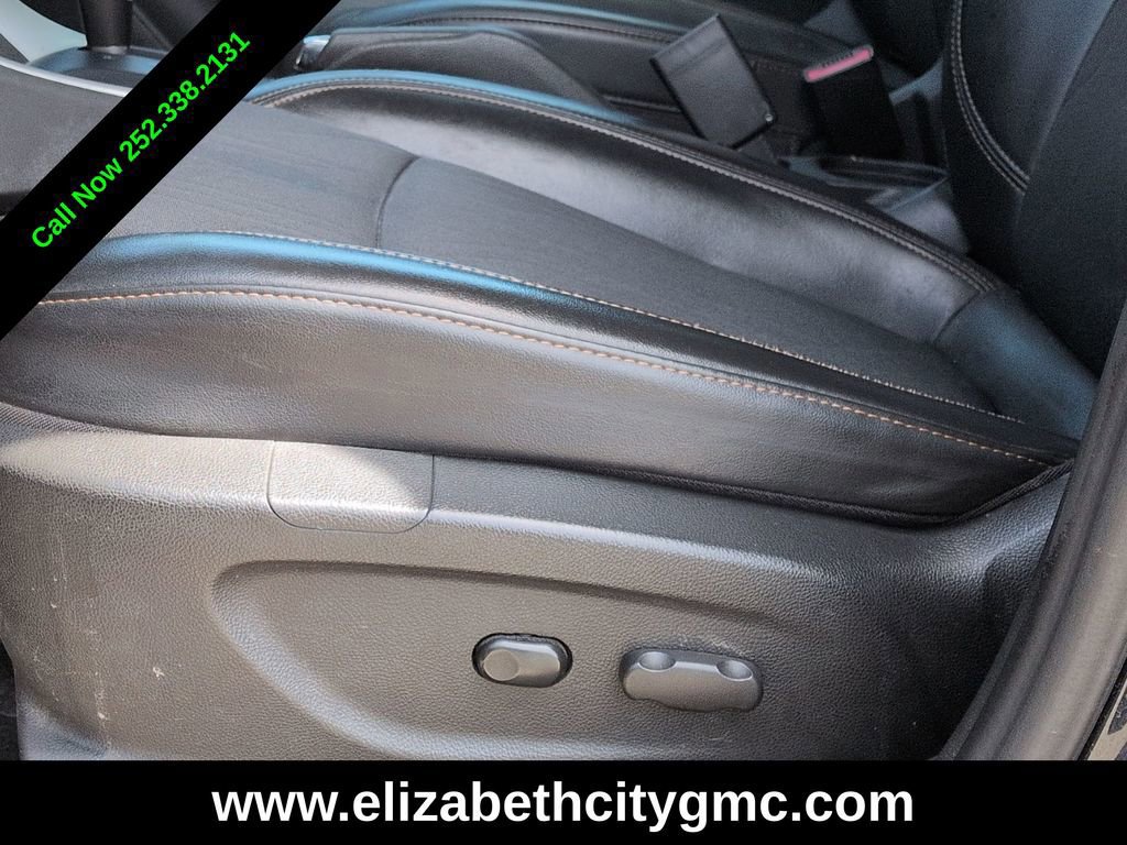 Used 2022 Chevrolet Trax LT w/ Driver Confidence Package AWD/4WD image 20