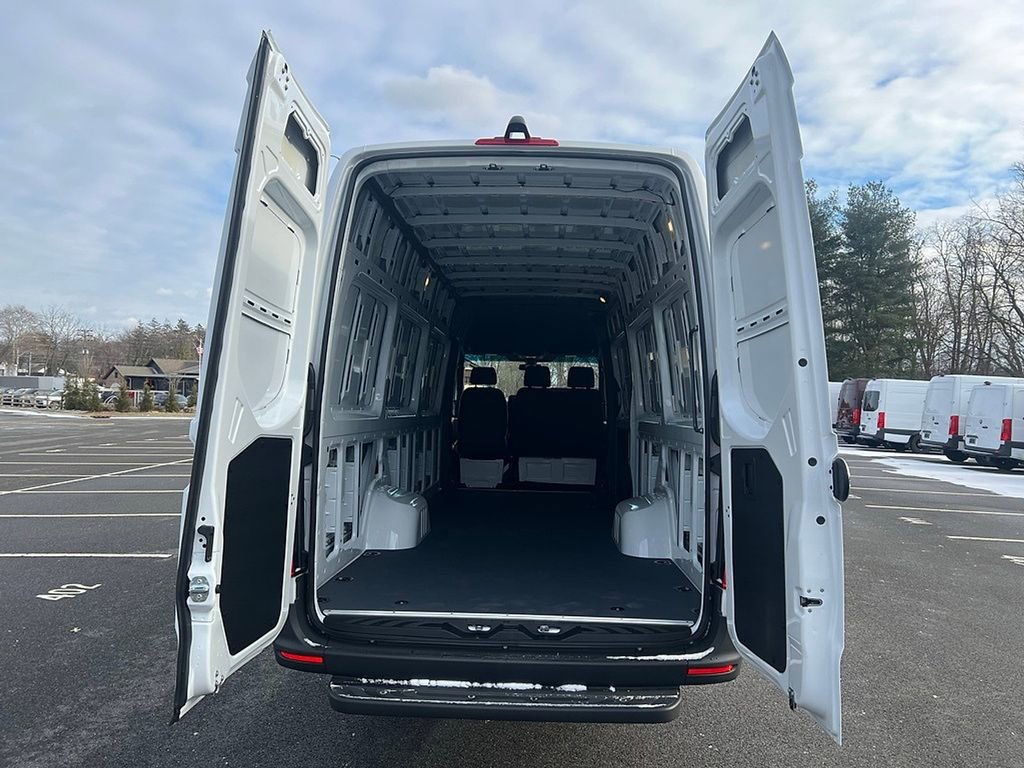New 2025 Mercedes-Benz Sprinter 3500 image 6