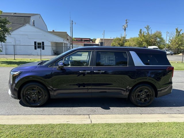 New 2026 Kia Carnival image 3