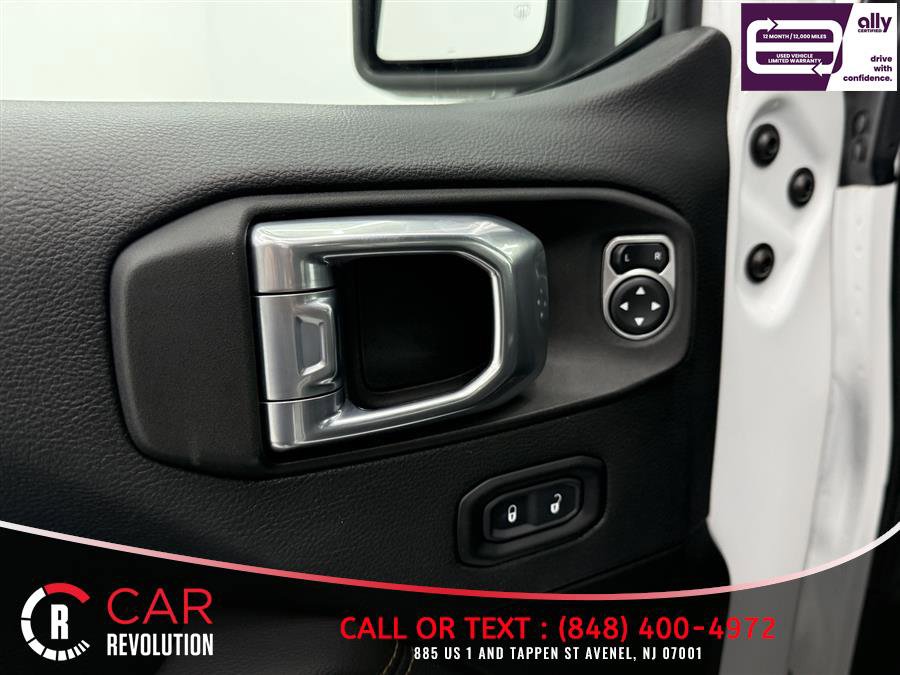 Used 2021 Jeep Wrangler Unlimited Sahara AWD/4WD image 40