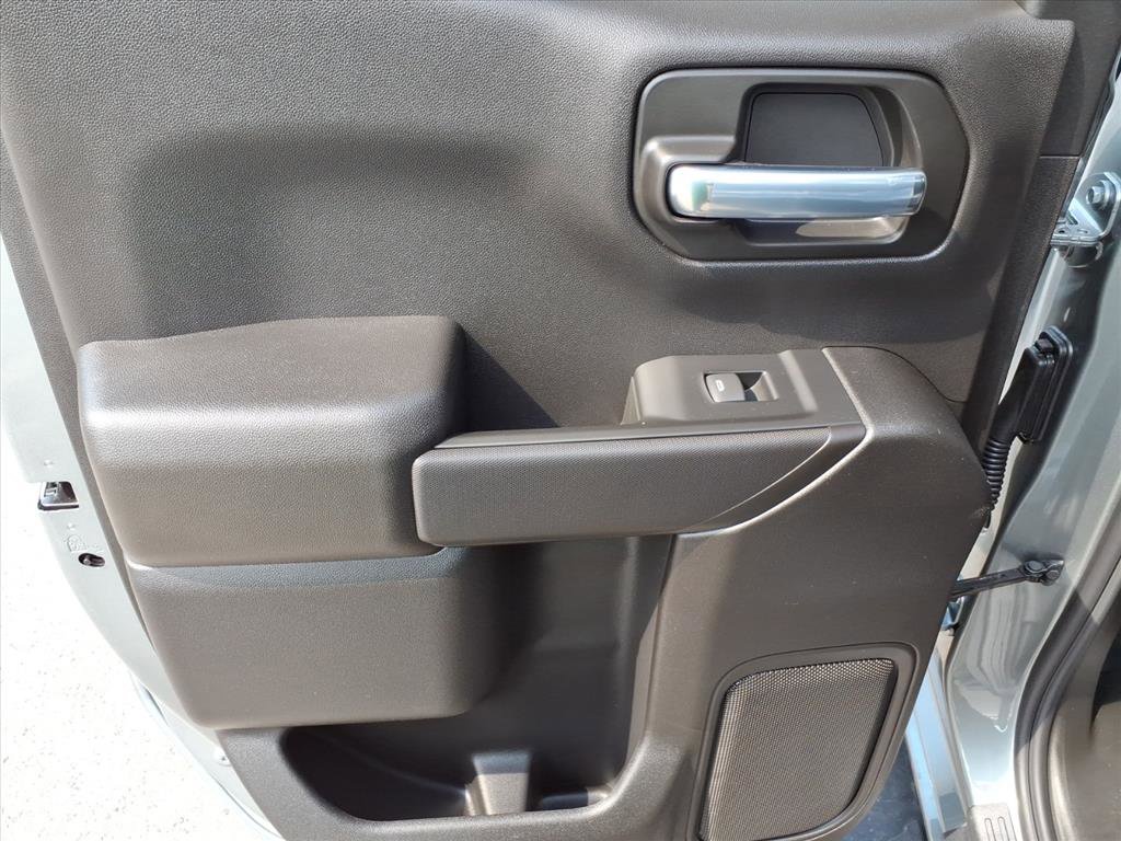 Used 2026 Chevrolet Silverado 1500 Custom AWD/4WD image 32