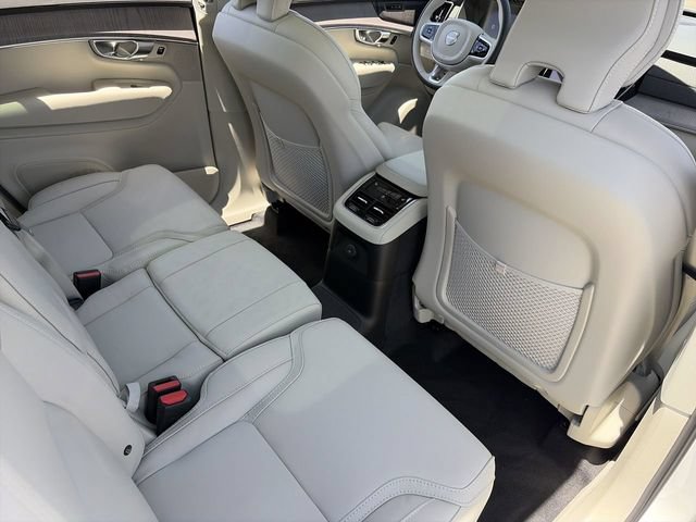 New 2026 Volvo XC90 T8 Ultra w/ Protection Package Premier AWD/4WD image 15