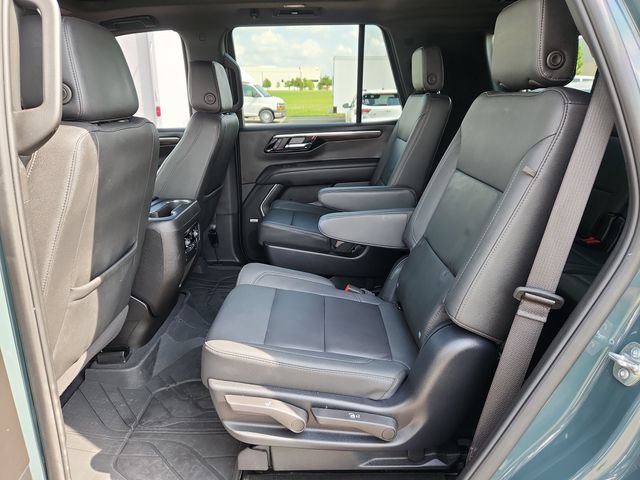 Used 2025 Chevrolet Tahoe Z71 w/ Z71 Off-Road Package AWD/4WD image 27