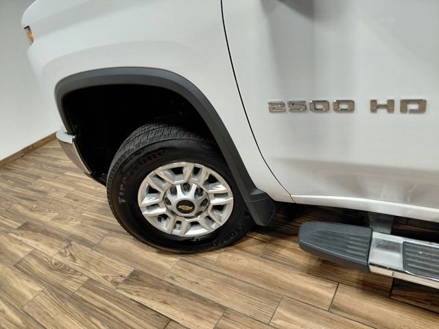 Used 2025 Chevrolet Silverado 2500 LT w/ Convenience Package AWD/4WD image 17