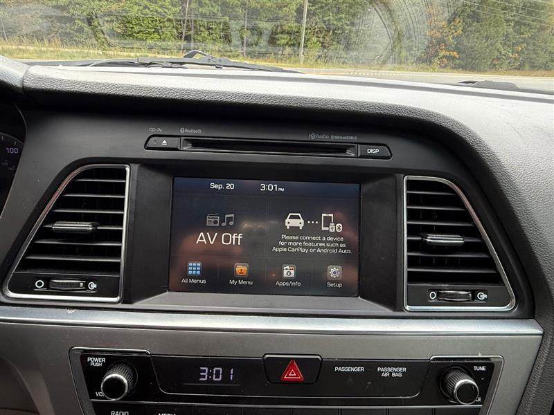 Used 2017 Hyundai Sonata SE image 28