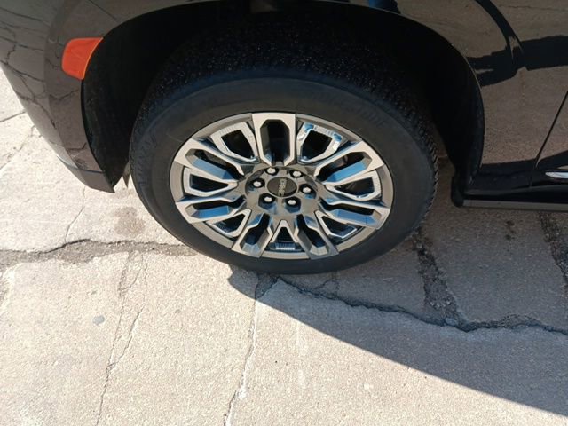 Used 2023 GMC Yukon Denali Ultimate image 37