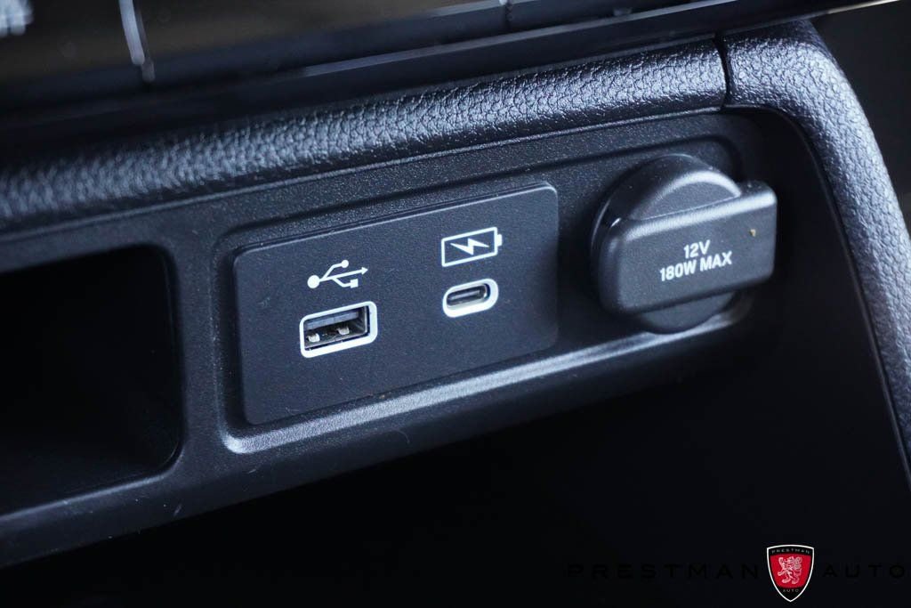 Used 2025 Honda Pilot Touring image 41