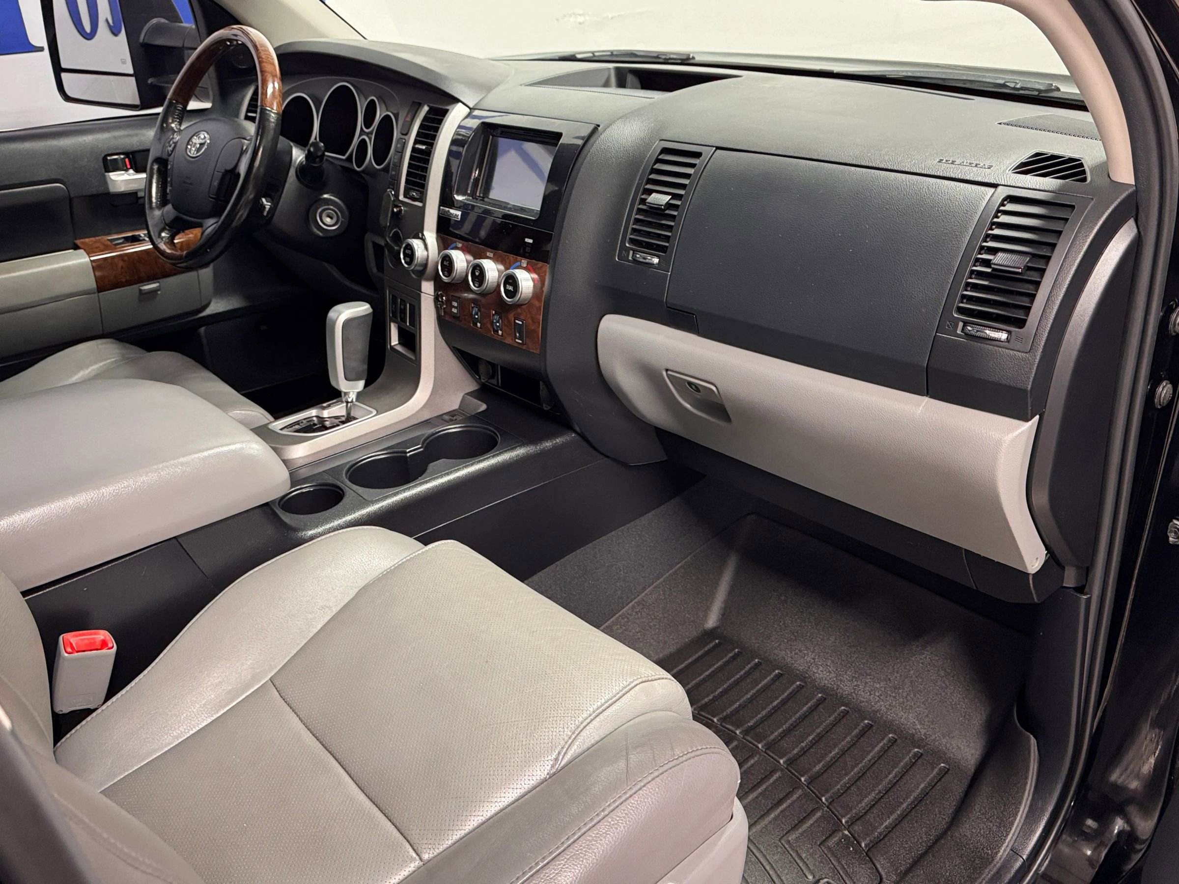 Used 2012 Toyota Tundra Limited image 8