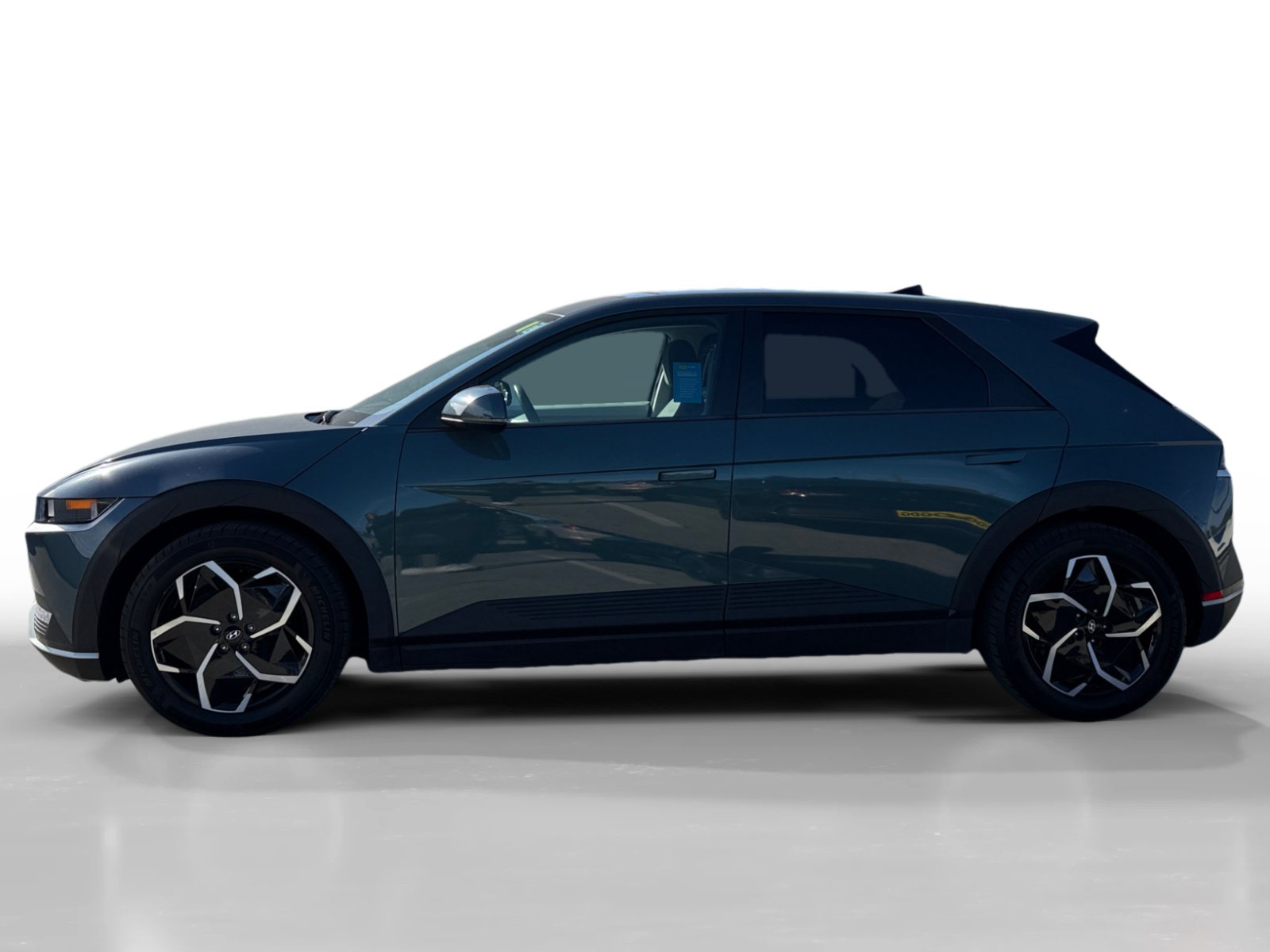 Certified 2024 Hyundai Ioniq 5 SEL RWD image 2