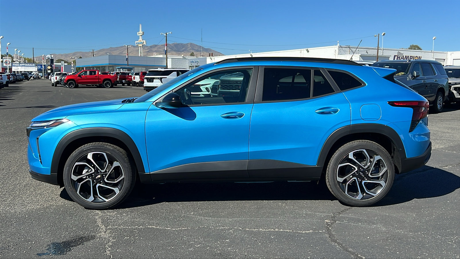 New 2026 Chevrolet Trax RS w/ Sunroof Package image 8