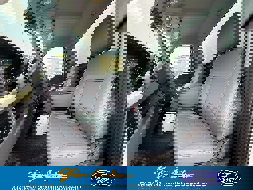 New 2025 Ford F550 2WD Regular Cab Super Duty image 18