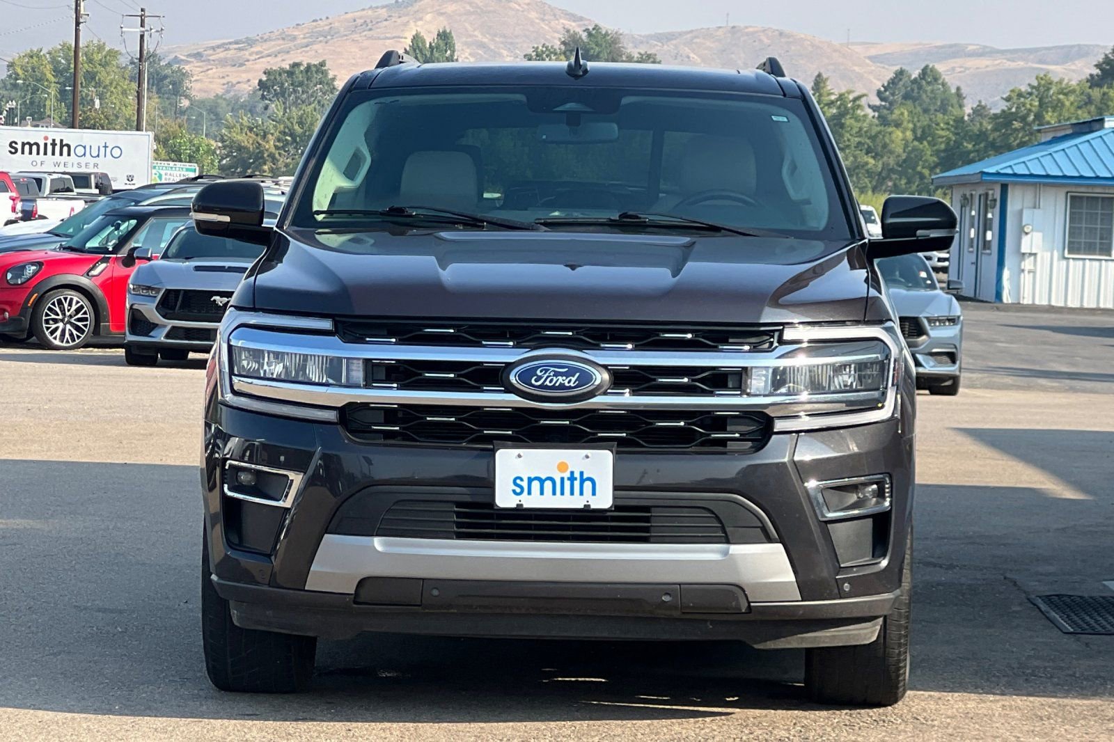 Used 2024 Ford Expedition Limited image 10