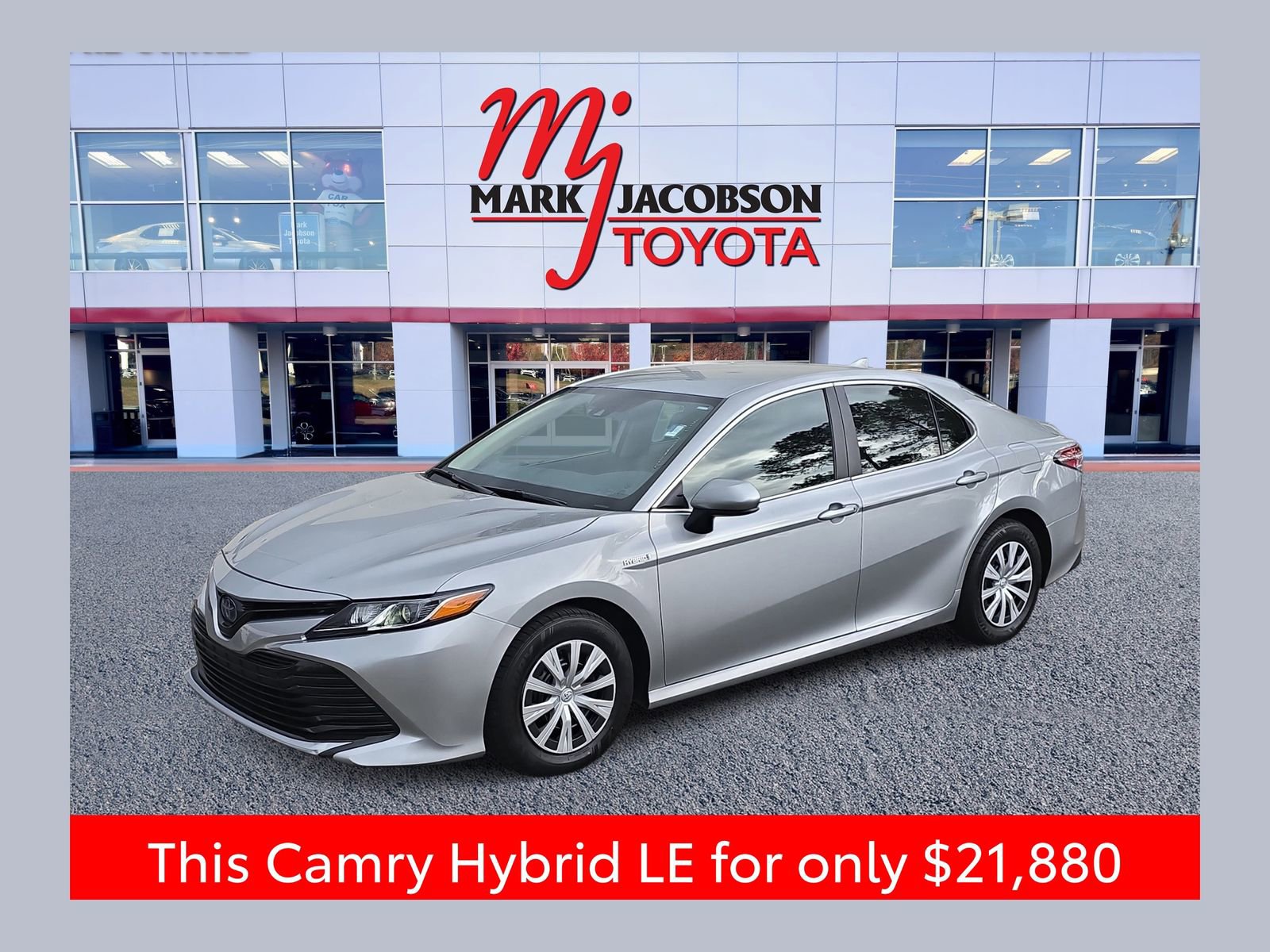 Used 2020 Toyota Camry LE image 1